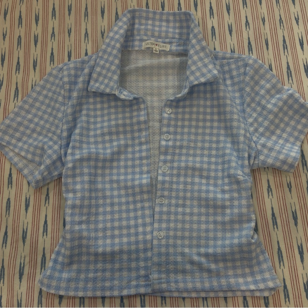 Blue and White Short Sleeve Checkered Plaid Button-Up Shirt